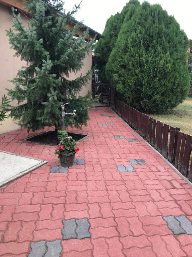 Mandi Apartman Верешедьхаз Экстерьер фото
